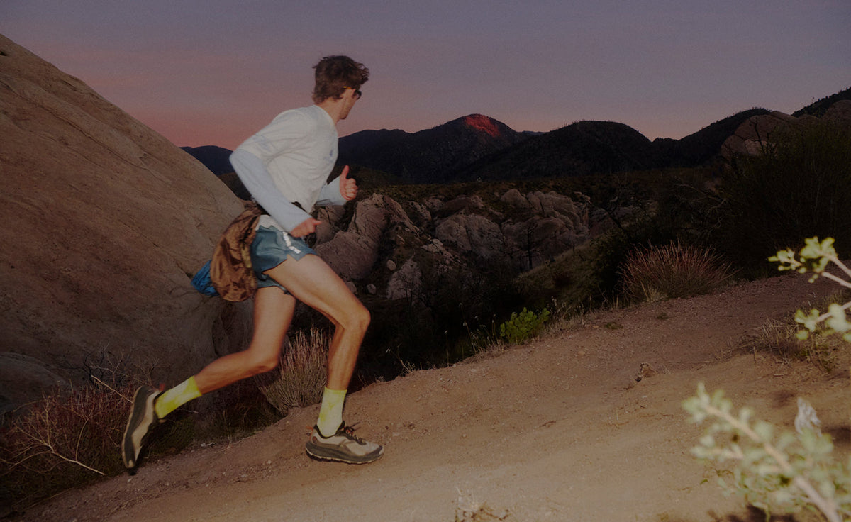 Men's Wander Trail Running Shoe  |  Black/Magnet